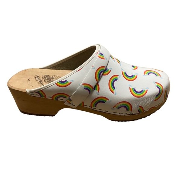 Cape Women's Sweden Alder Wood White Rainbow Print Clogs - Picture 2 of 6